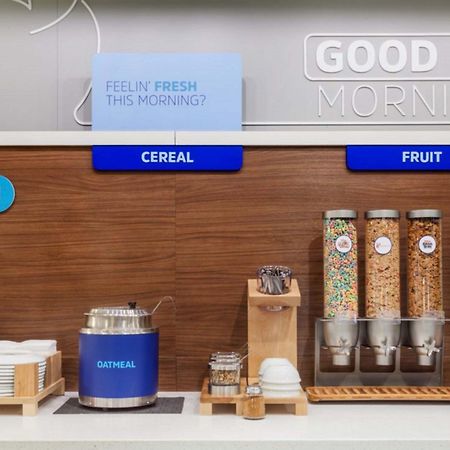Holiday Inn Express & Suites Northeast By Ihg York Zewnętrze zdjęcie